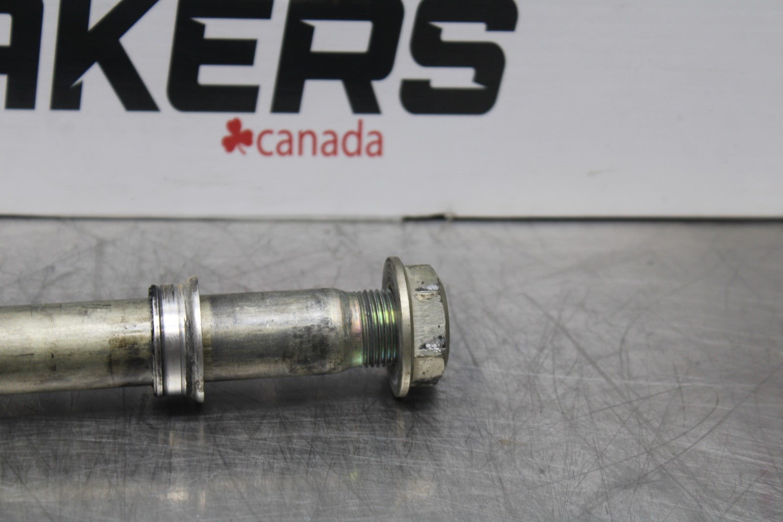 11-22 SUZUKI GSXR 600  FRONT WHEEL RIM AXLE PIVOT BOLT BB193
