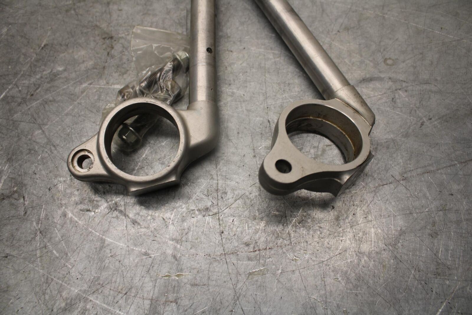 1993 Suzuki GSXR1100W LEFT RIGHT CLIP ON ONS HANDLEBARS PAIR SET BB46