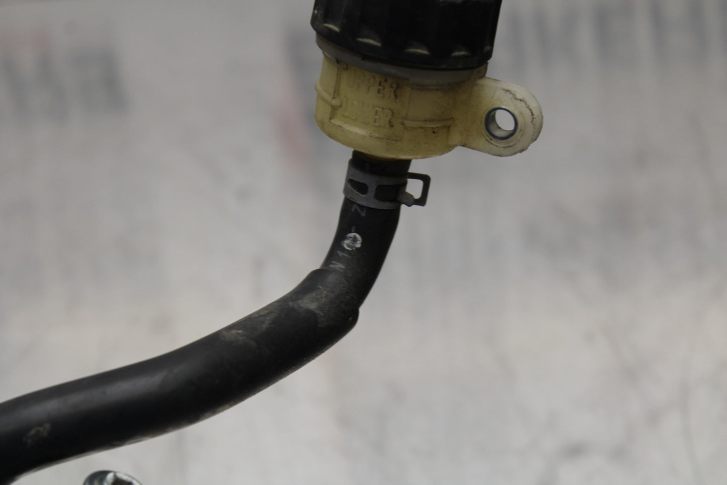 11 SUZUKI GSXR1000 REAR BACK BRAKE MASTER CYLINDER W RESERVOIR BB142