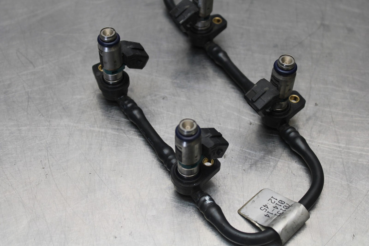 15 APRILIA RSV4 FACTORY APRC ABS SECONDARY FUEL INJECTORS GAS RAIL BB901