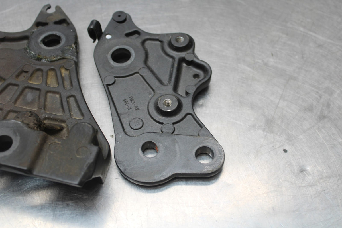 23-24 YAMAHA MT-07 LEFT RIGHT REARSET REAR SET DRIVER PEG BRACKETS MOUNTS BB927