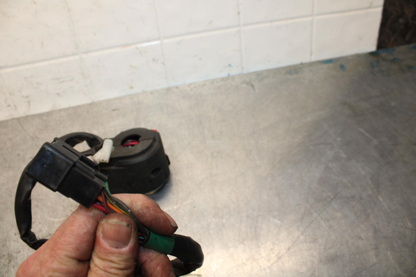 08-09 KAWASAKI NINJA ZX14R LEFT CLIP ON HANDLE HORN SIGNALS SWITCH SWITCHES BB73