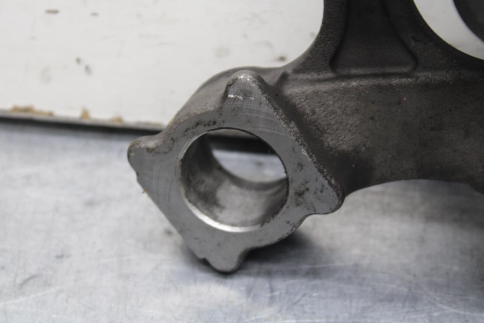 2011 Suzuki GSXR1000 REAR BACK BRAKE CALIPER W MOUNT BRACKET BB96