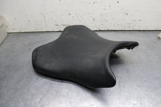 06-07 YAMAHA YZF R6 FRONT DRIVERS SEAT PAD SADDLE PILLION BB742