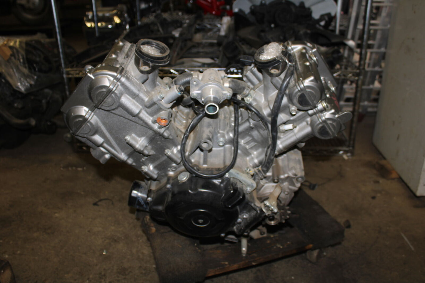 18-24 SUZUKI SV650 ENGINE MOTOR BB512