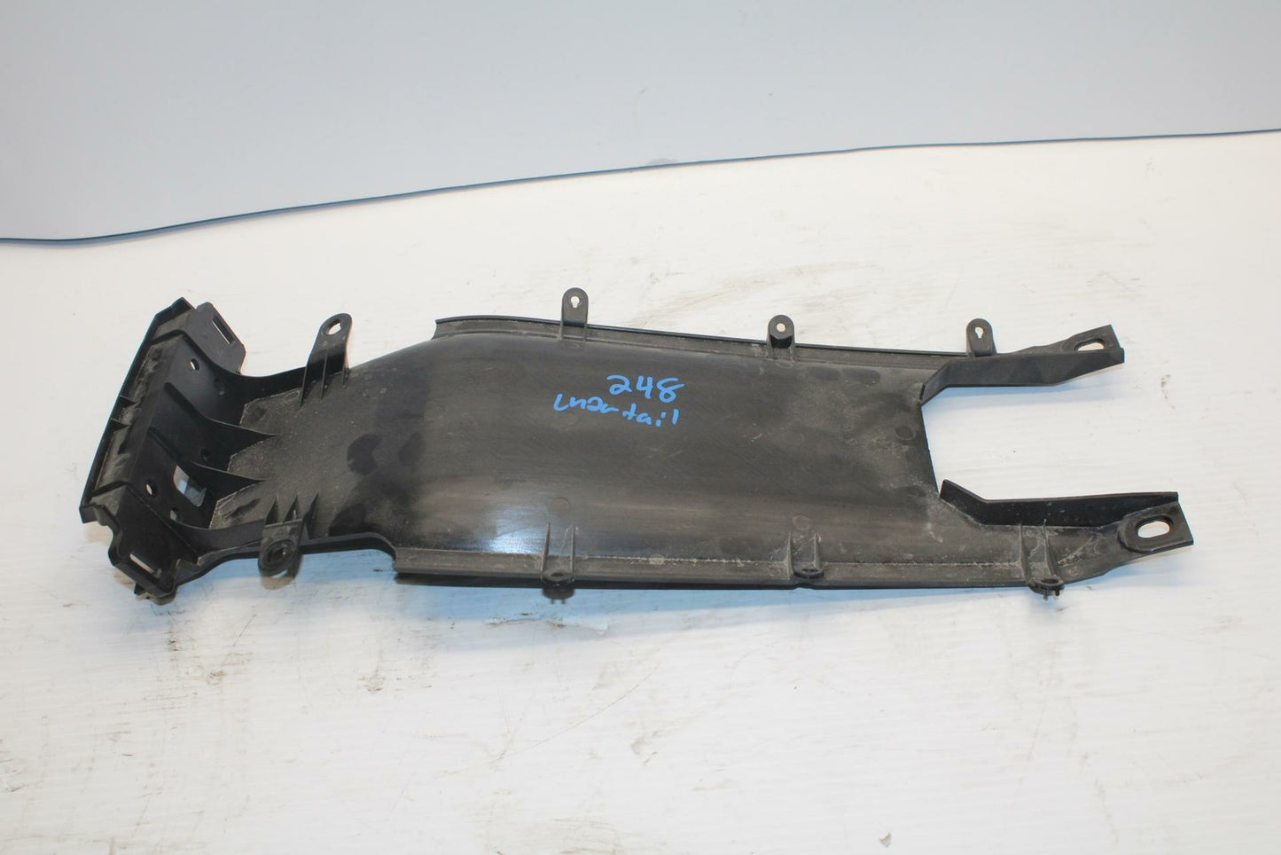 18-20 HUSQVARNA VITPILEN 401 REAR BACK TAIL UNDERTAIL FAIRING COWL FENDER BB248