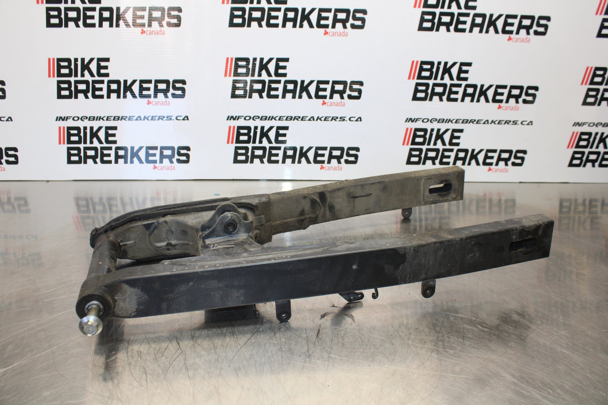 15-16 HONDA CB300F REAR SWINGARM BACK SUSPENSION SWING ARM BB150
