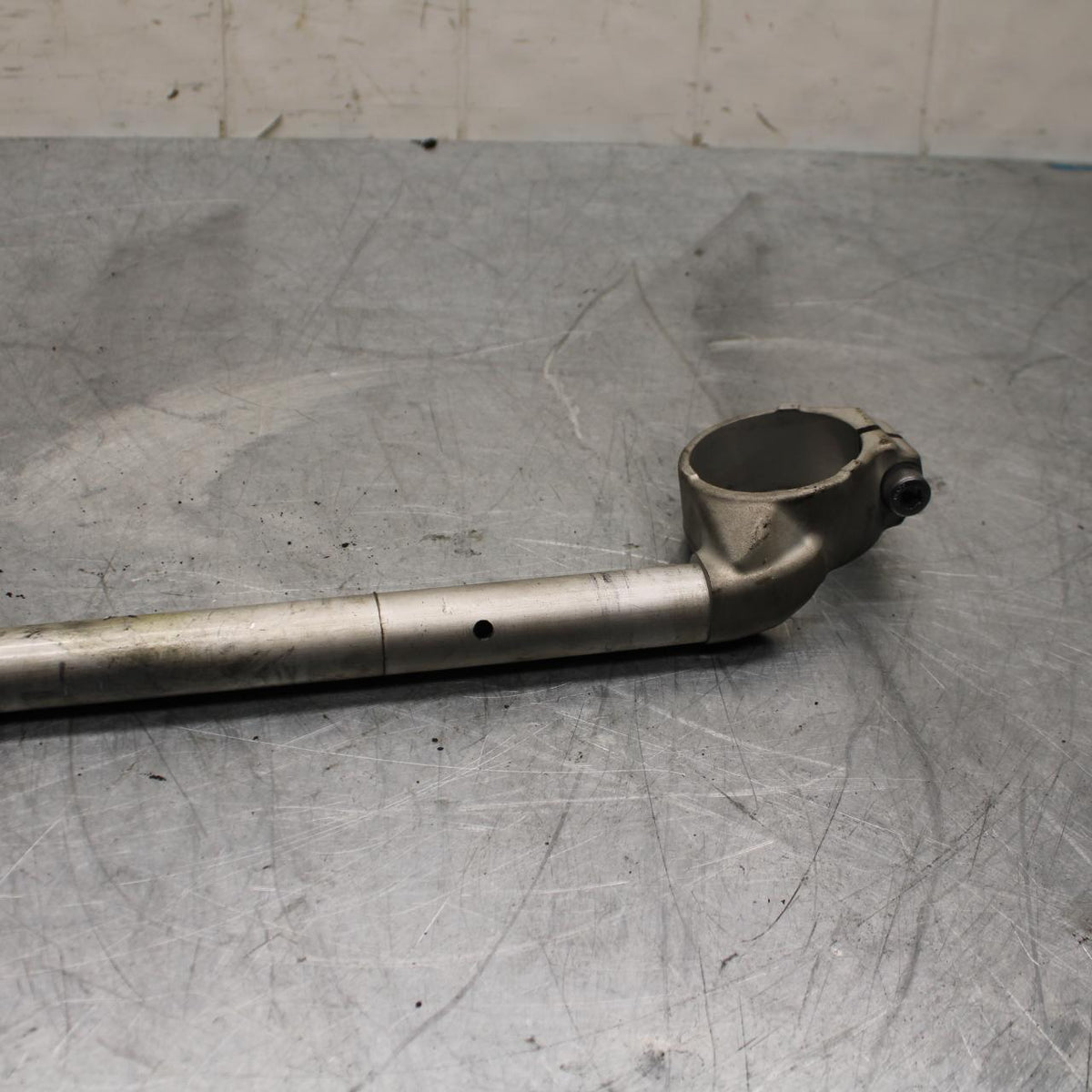 09-14 YAMAHA YZF R1 RIGHT CLIP ON HANDLEBAR  BB448