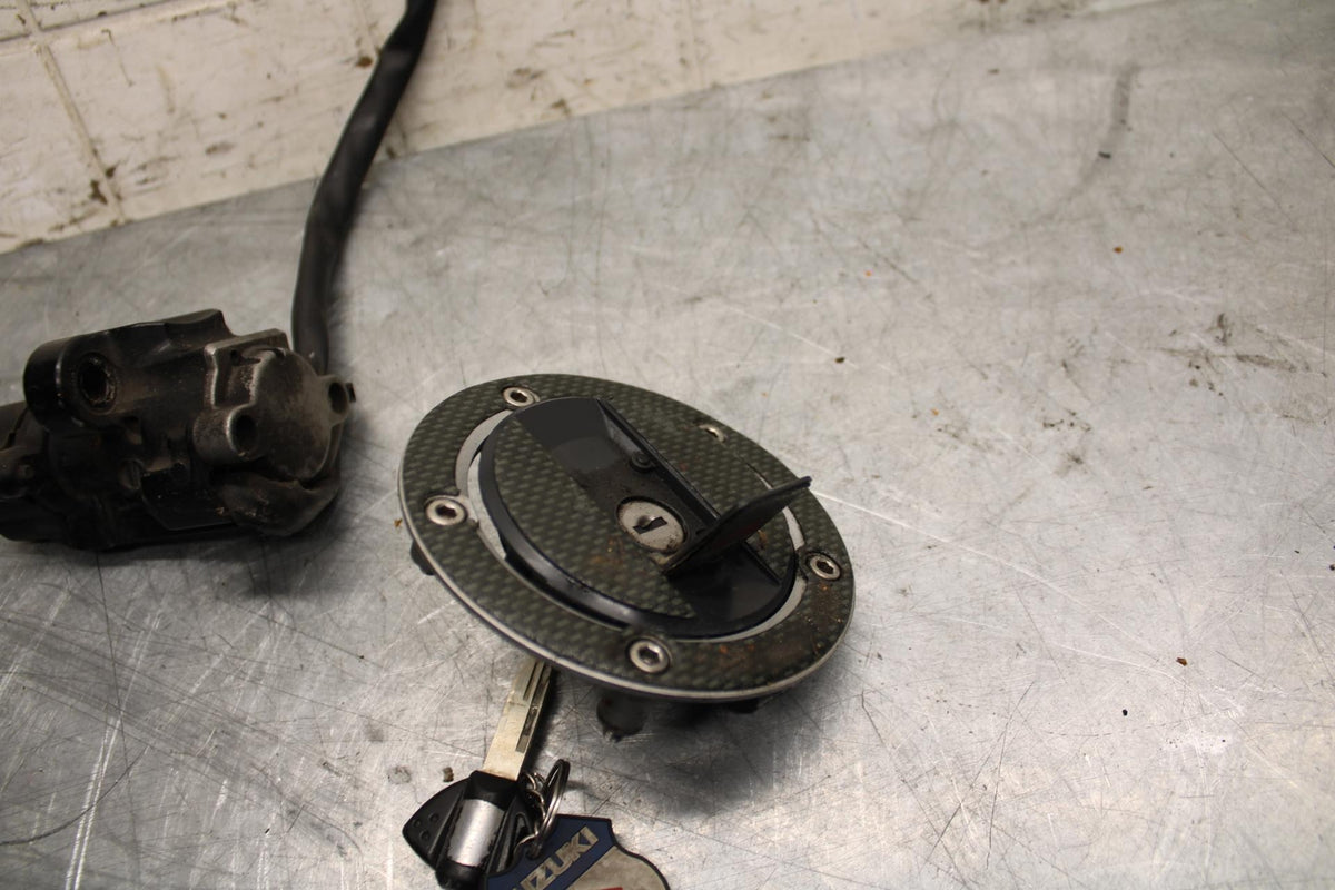 2008 Suzuki GSXR1000 IGNITION LOCK KEY SET W/ GAS CAP  BB519