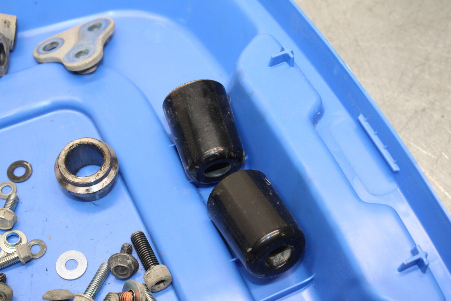 16-17 KAWASAKI VULCAN S 650 EN650 ABS MOUNTING BOLTS HARDWARE BB731