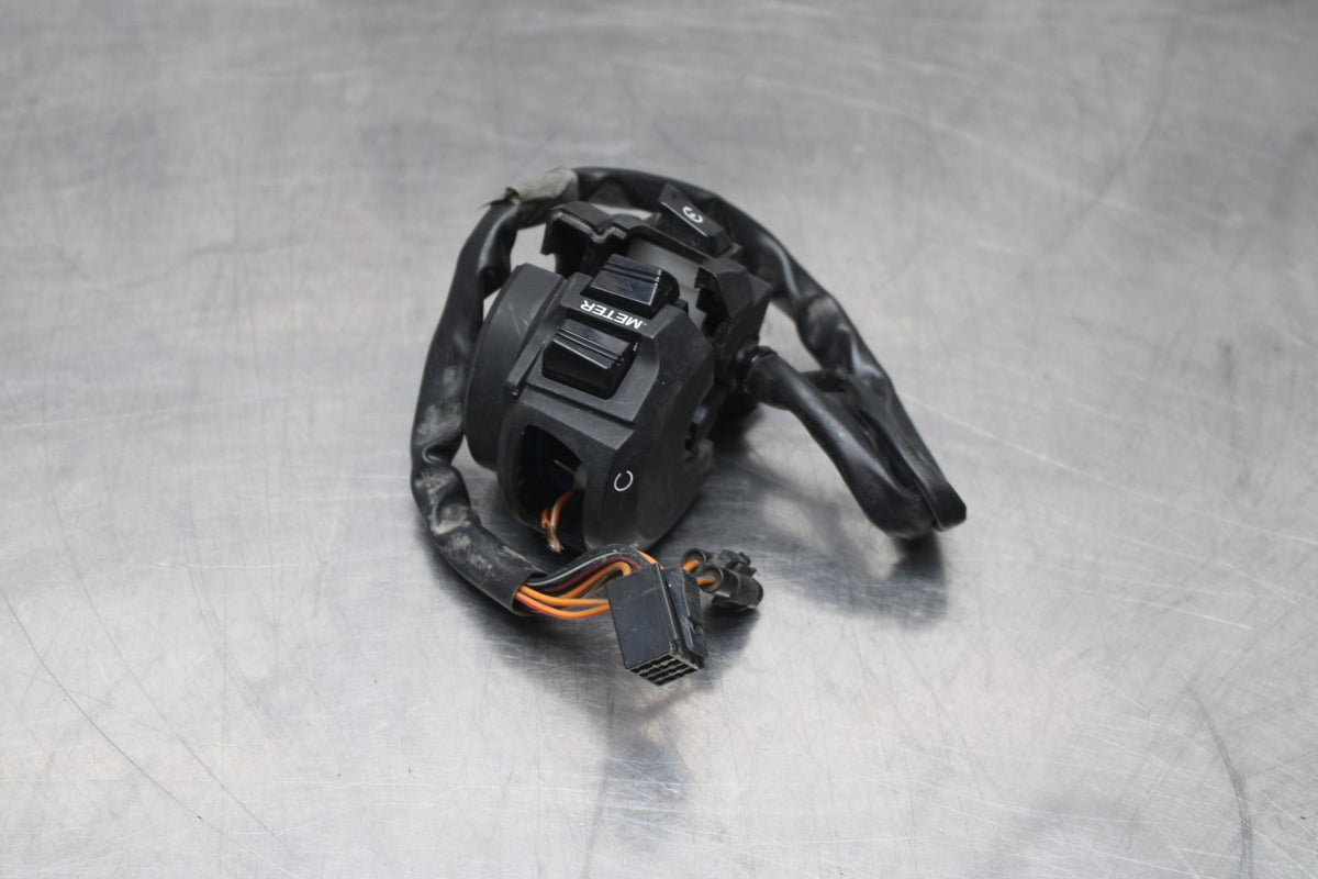 11-26 SUZUKI GSXR600 RIGHT CLIP ON HANDLE KILL OFF START SWITCH SWITCHES BB810
