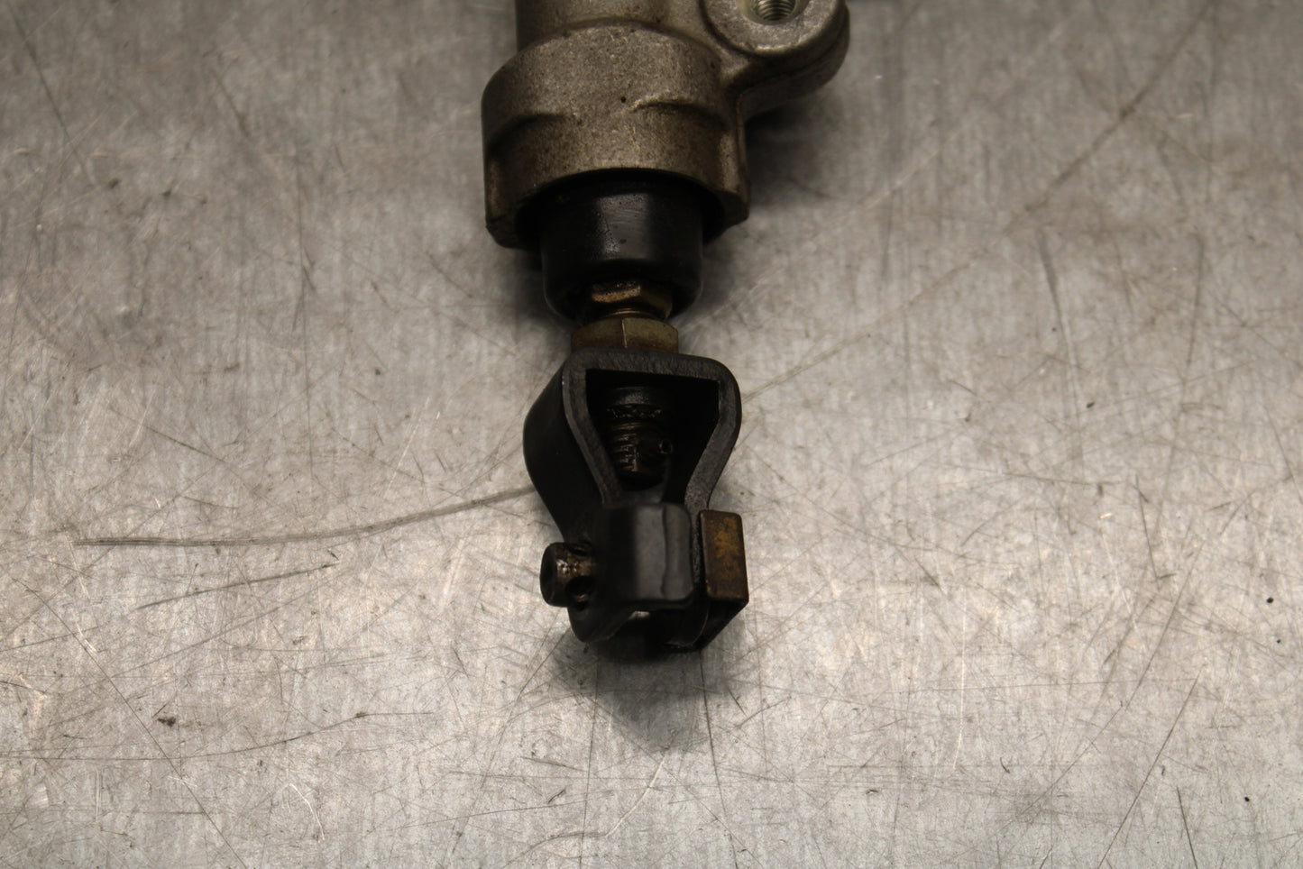 95-98 HONDA CBR600F3 REAR BACK BRAKE MASTER CYLINDER W RESERVOIR BB122