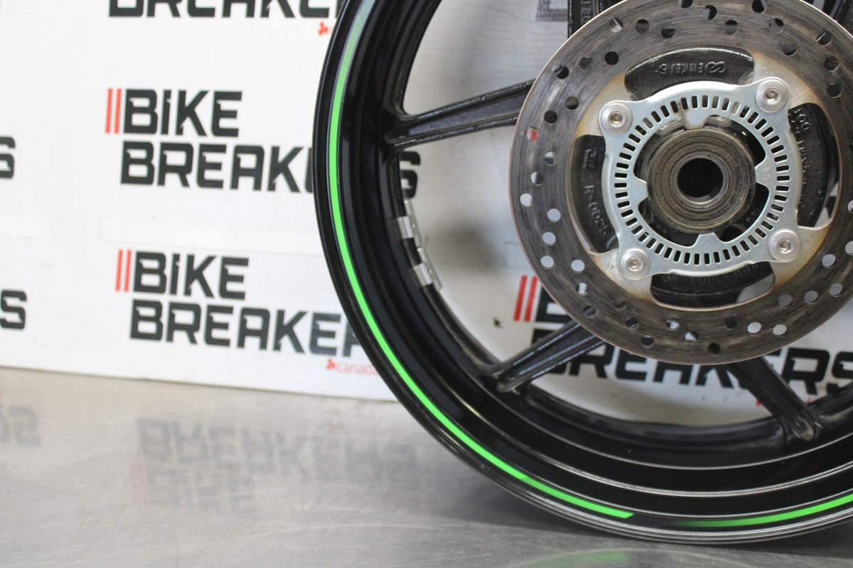24-25 KAWASAKI NINJA ZX6R REAR WHEEL BACK RIM & ROTOR BB939