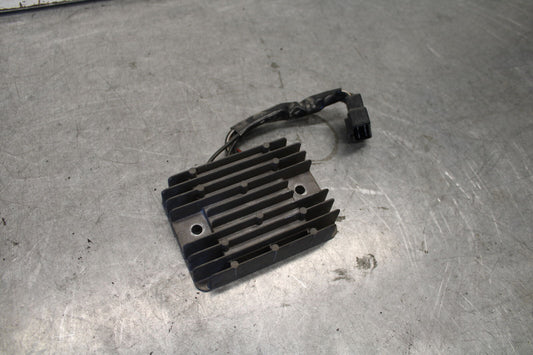04 SUZUKI GSXR600 RECTIFIER VOLTAGE REGULATOR 32800-33E21 BB676