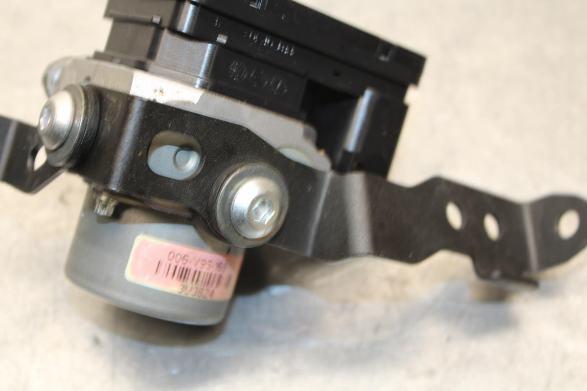 19-22 KAWASAKI Z400 ABS PUMP UNIT MODULE BB70