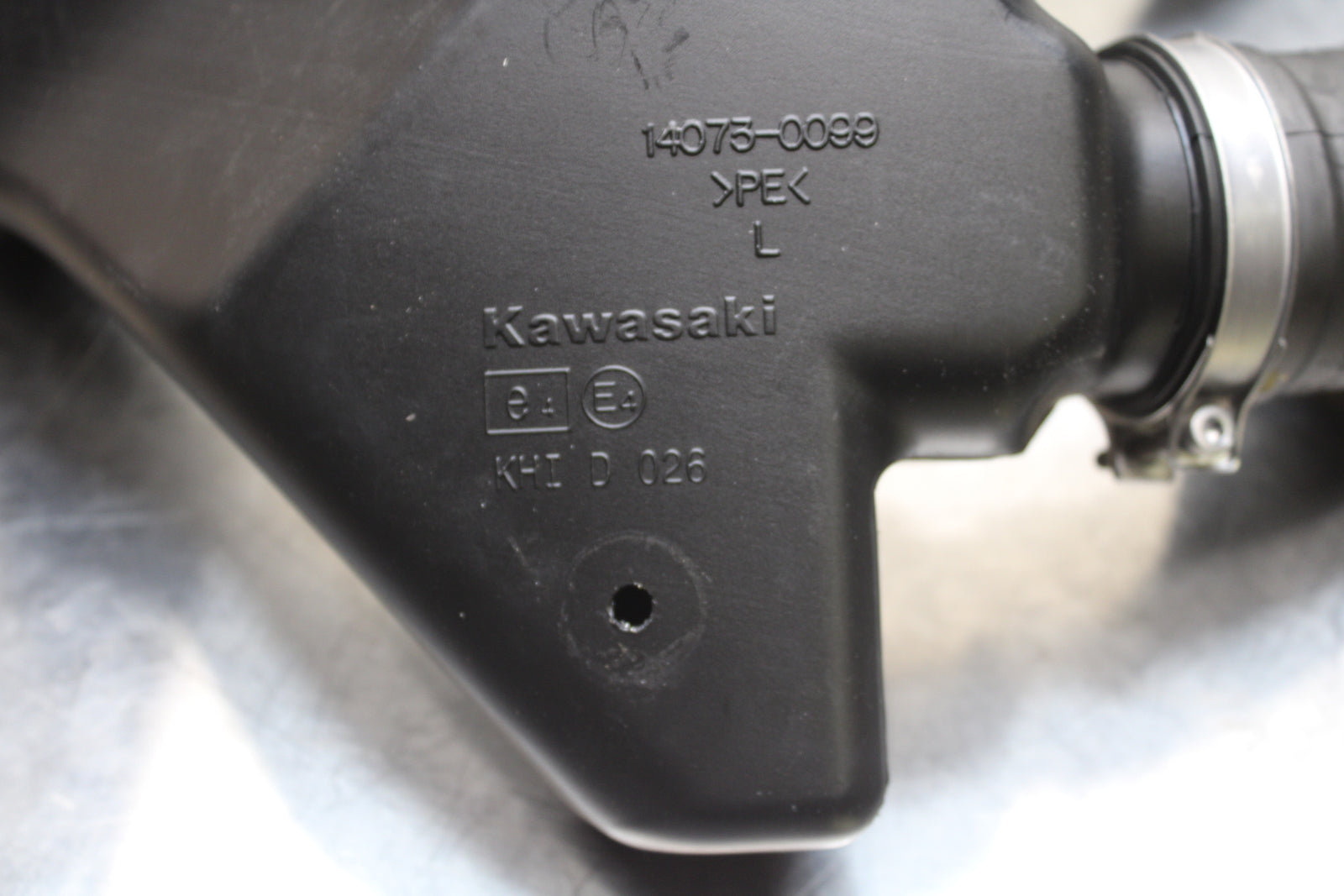 23-24 KAWASAKI NINJA ZX14R NEW!! RIGHT LEFT AIR INTAKE DUCTS BB141