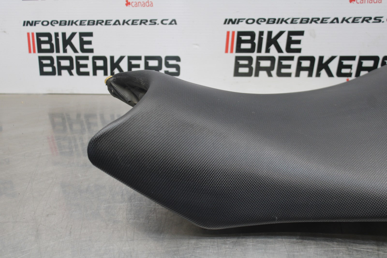 09-10 KAWASAKI ER-6N FRONT REAR SEAT SADDLE BB205