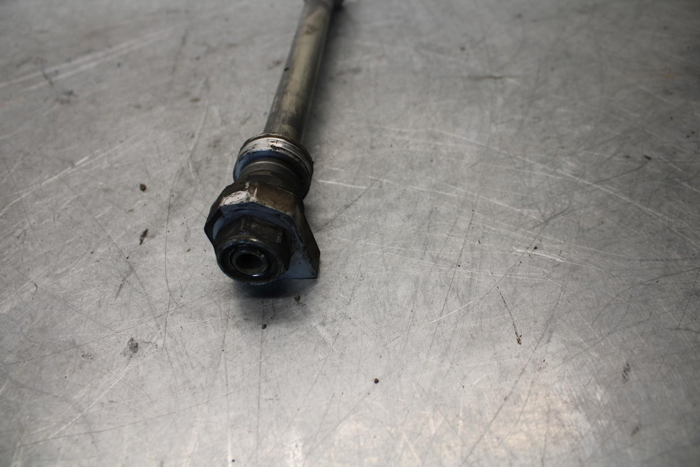 2006 Triumph Daytona 675 Triple REAR AXLE BACK WHEEL RIM PIVOT BOLT AXEL BB434