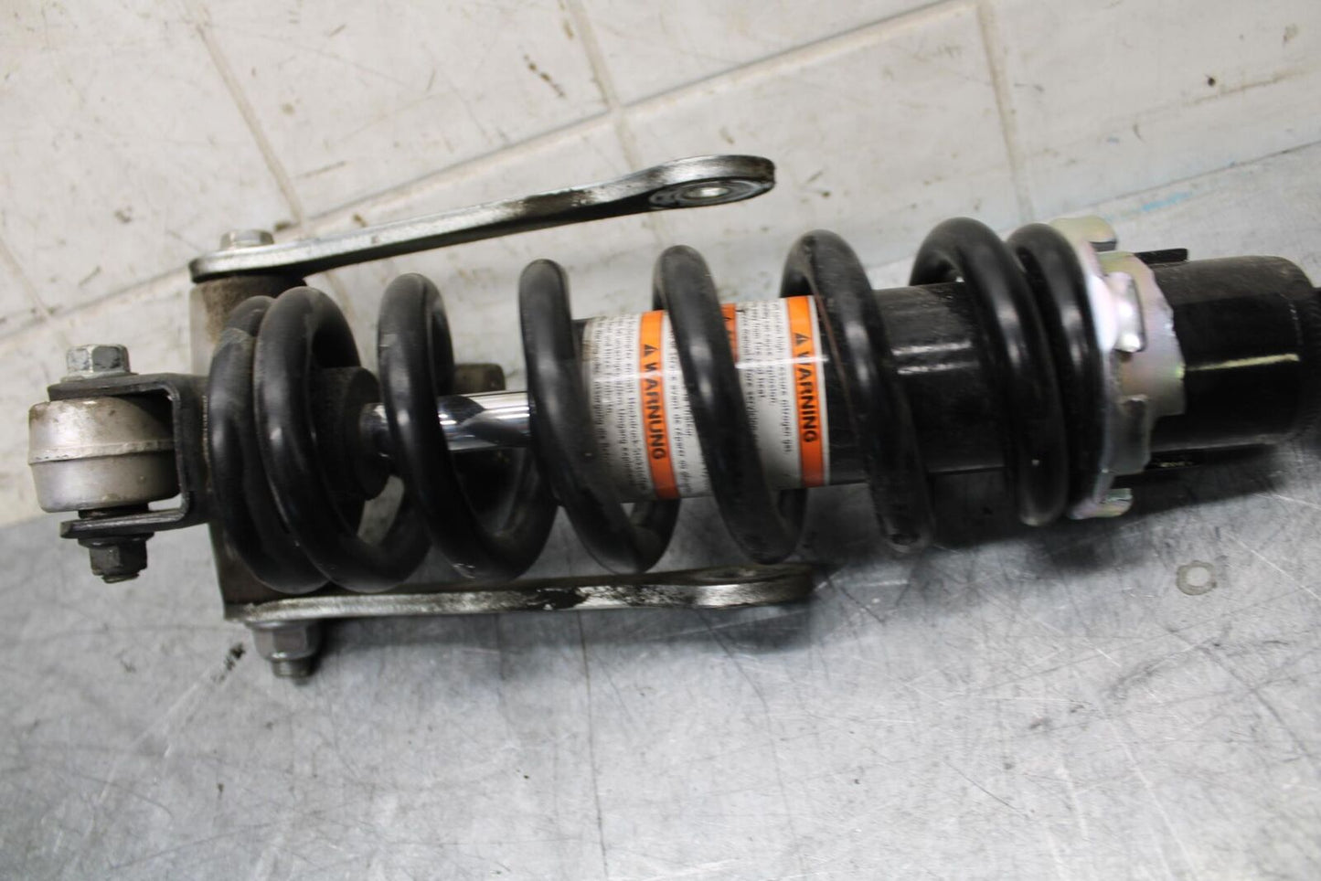 2007 Suzuki Boulevard M50B REAR BACK SHOCK ABSORBER LINK 62100-41F10 BB537