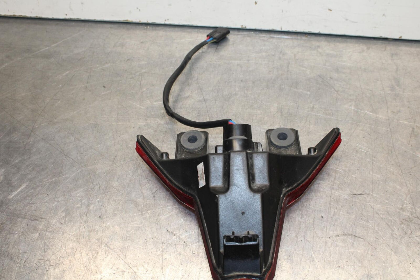 23 KAWASAKI NINJA ZX6R 636 REAR TAIL TAILLIGHT BACK BRAKE LIGHT BB609