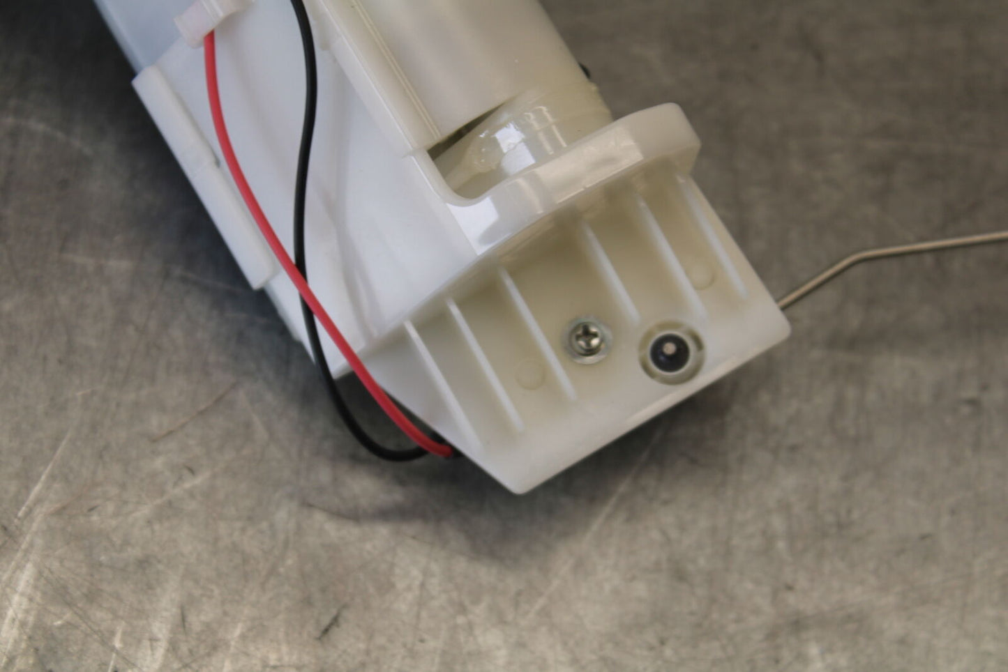 18-23 KAWASAKI NINJA 400 FUEL PUMP GAS PETROL SENDER UNIT  BB679