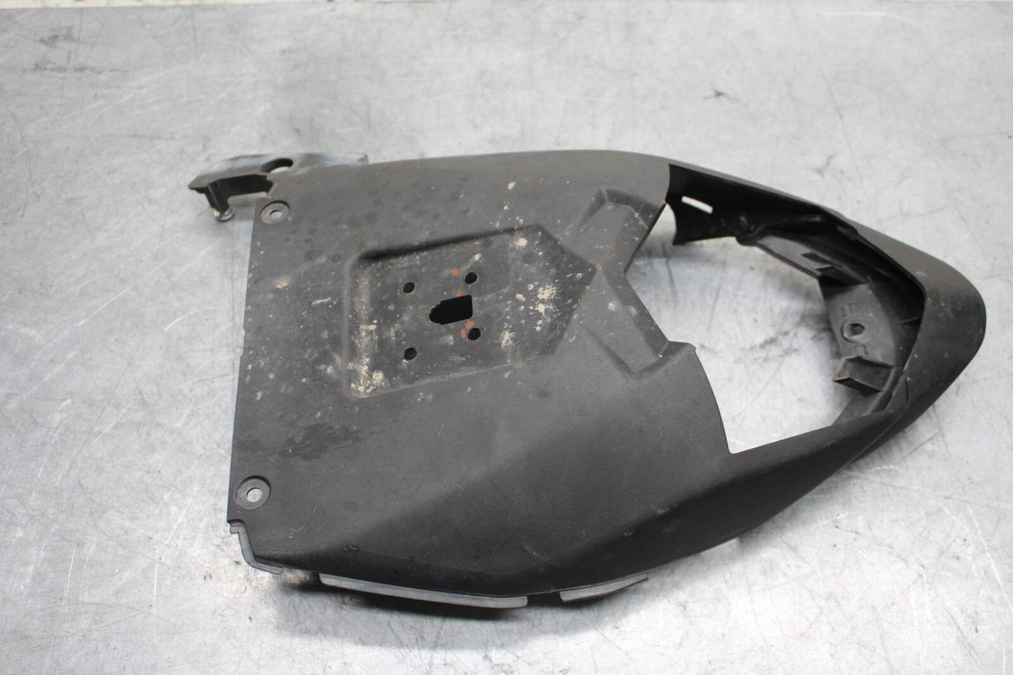 2009 Kawasaki Ninja ZX6R ZX600R REAR TAILLIGHT BRAKE LIGHT TRIM  BB548