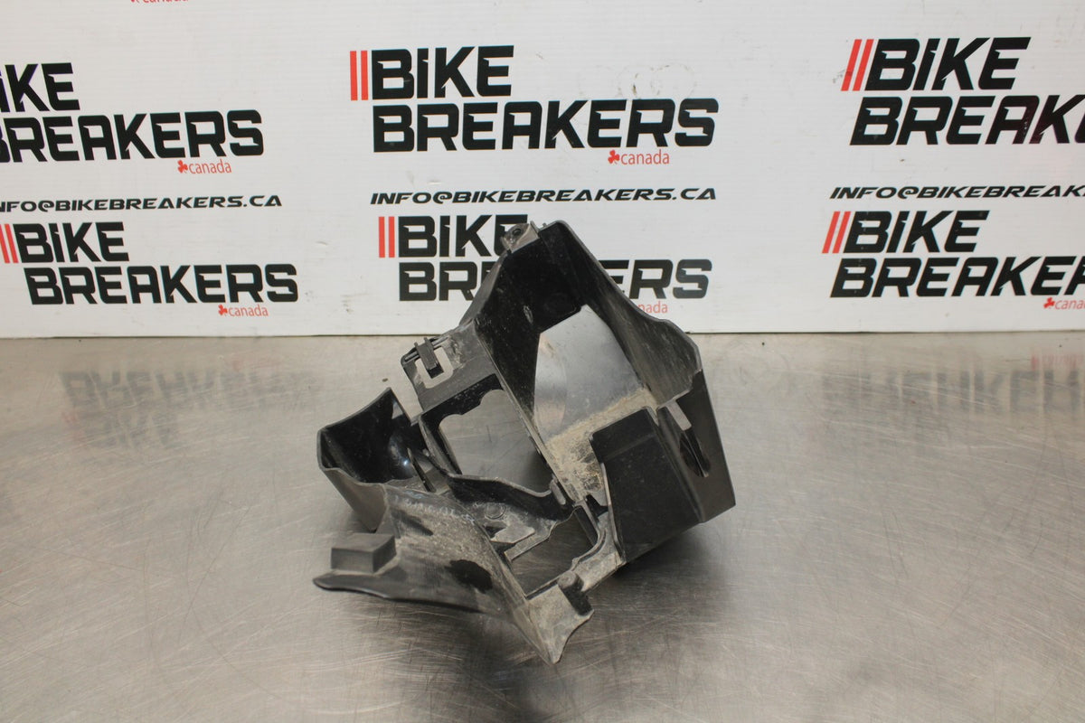 12-16 KAWASAKI NINJA 650 EX650F ABS REAR BACK TAIL UNDERTAIL BATTERY TRAY BB860