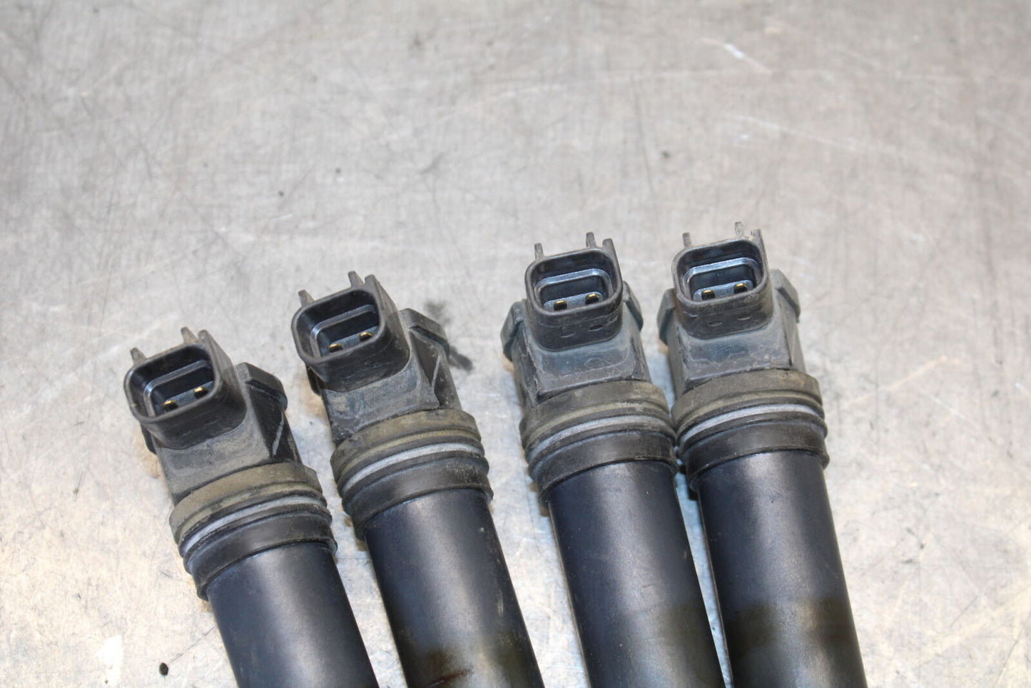 05-06 HONDA CBR600RR IGNITION COILS COIL SPARK PLUG CAPS 30700-MEE-641 BB689