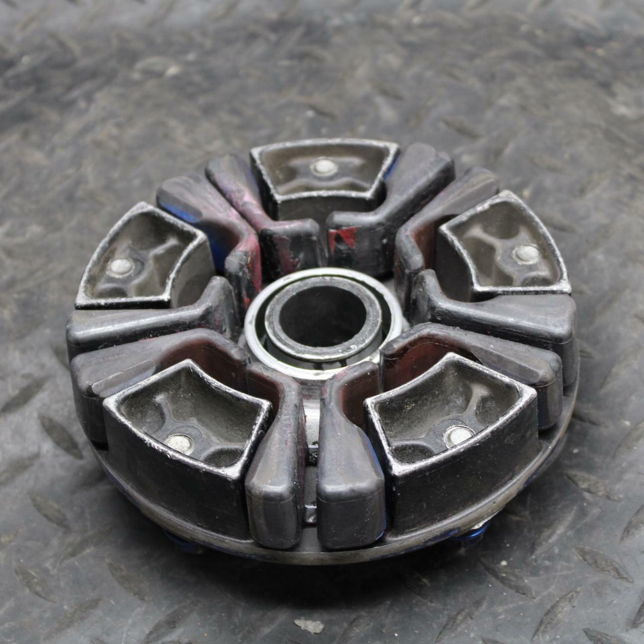 08-09 SUZUKI GSXR600 REAR HUB W/ SHOCK DAMPERS CUSH ABSORBERS BB226 A