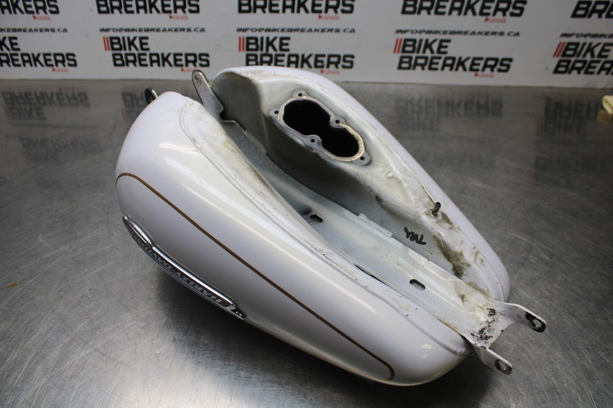 08 HARLEY-DAVIDSON SPORTSTER 1200 GAS TANK FUEL PETROL RESERVOIR BB794