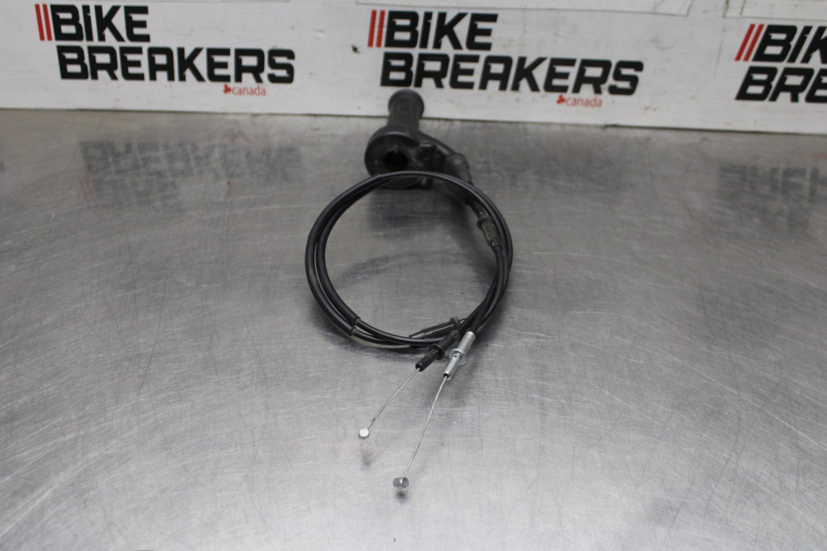 24-25 KAWASAKI NINJA ZX6R THROTTLE CABLES LINES & HOUSING BB939