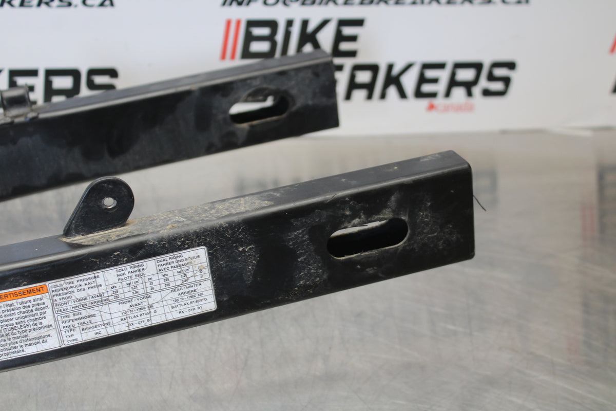 04-09 SUZUKI GS500F REAR SWINGARM BACK SUSPENSION SWING ARM BB165