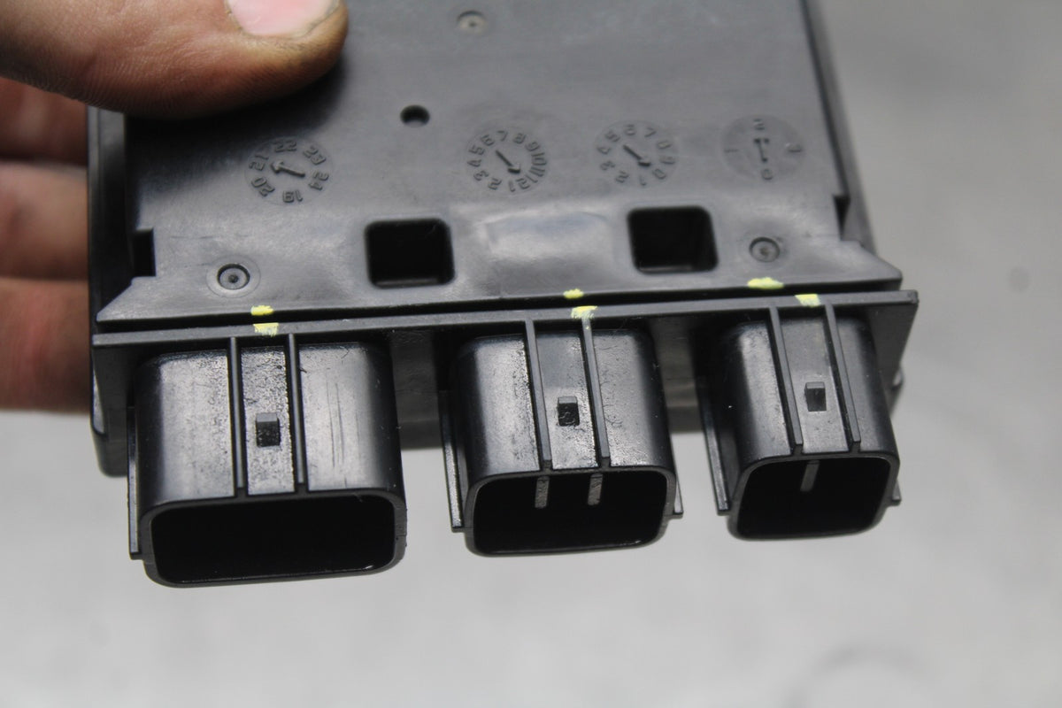 18-23 KAWASAKI NINJA 400 EX400 ABS RELAY ASSEMBLY FUSE BOX BB795