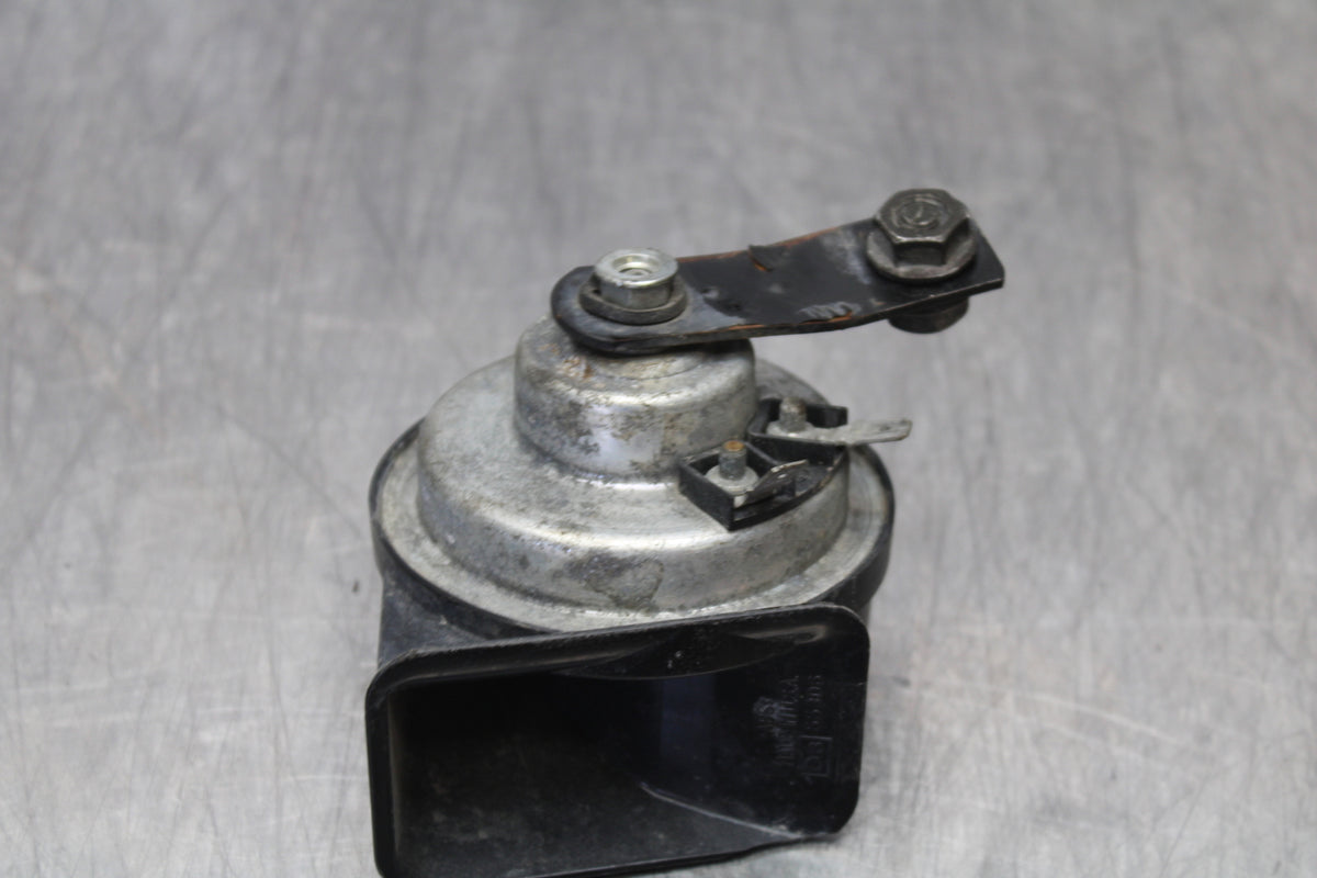 04-09 SUZUKI GS500F HORN SIGNAL BB165