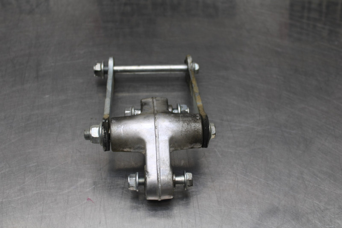 15 SUZUKI BOULEVARD C50 REAR BACK SHOCK LINK DOG BONE BB775