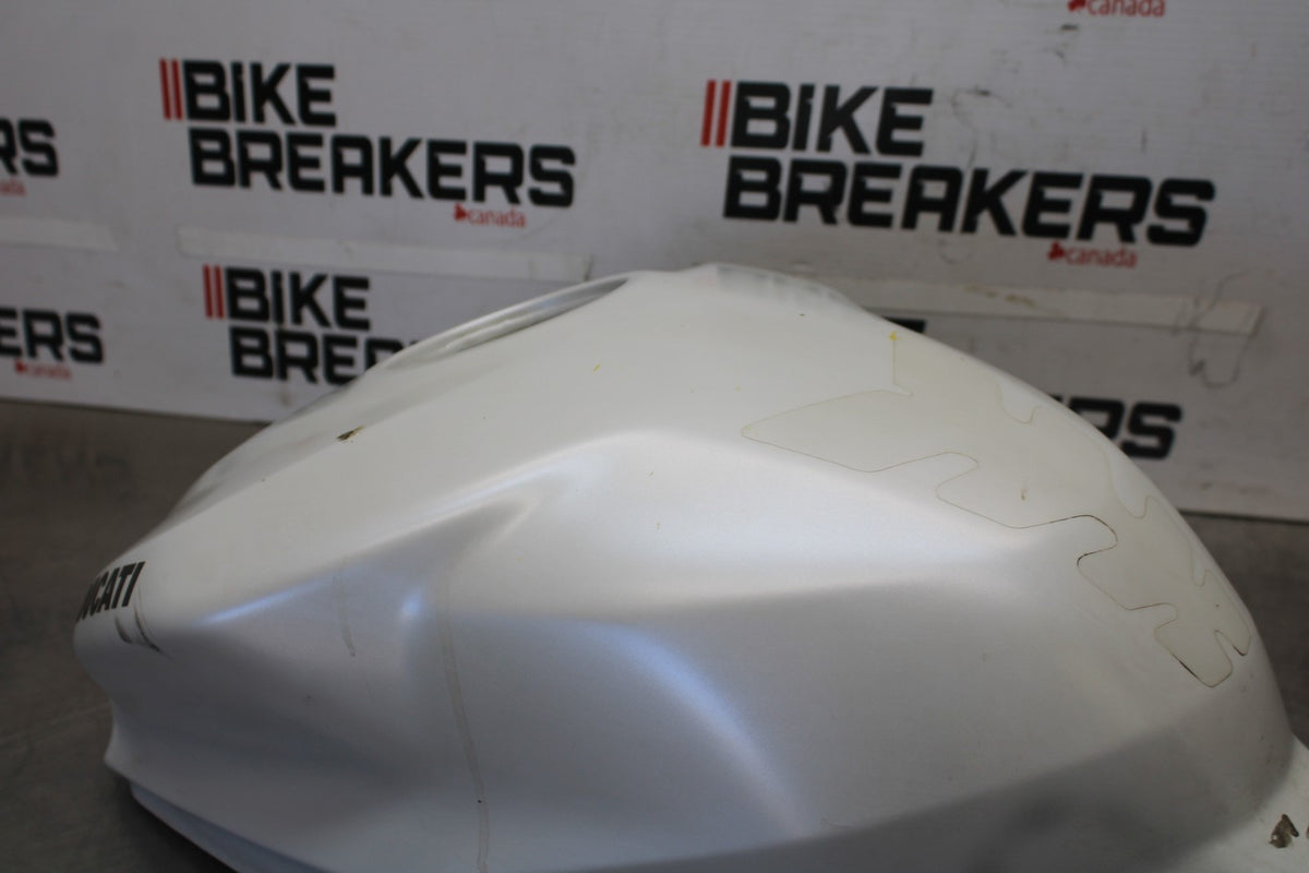 16 DUCATI 959 PANIGALE GAS TANK FUEL CELL PETROL RESERVOIR BB912