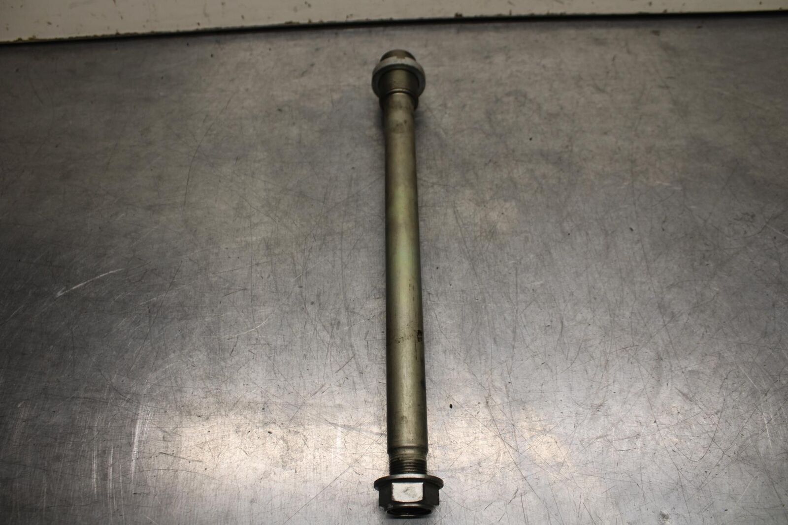 2011 Suzuki GSXR1000 REAR BACK SWINGARM BOLT SUSPENSION PIVOT AXLE BB96