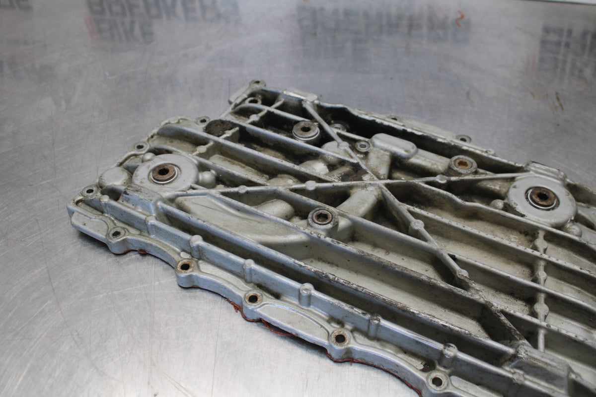 05 TRIUMPH ROCKET III ENGINE MOTOR BOTTOM OIL PAN COVER BB186