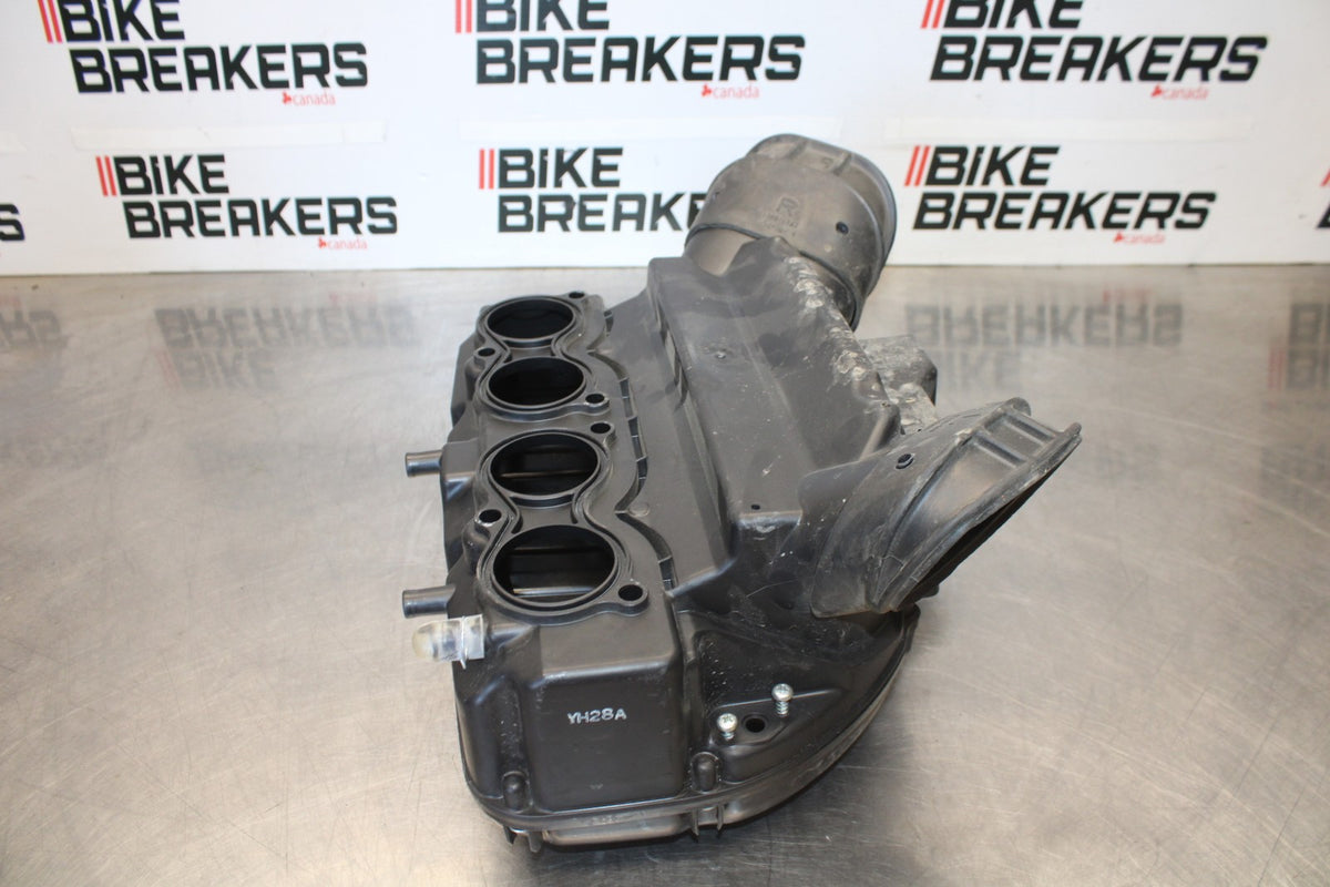 18 SUZUKI GSXR750 AIRBOX AIR INTAKE FILTER BOX BB891