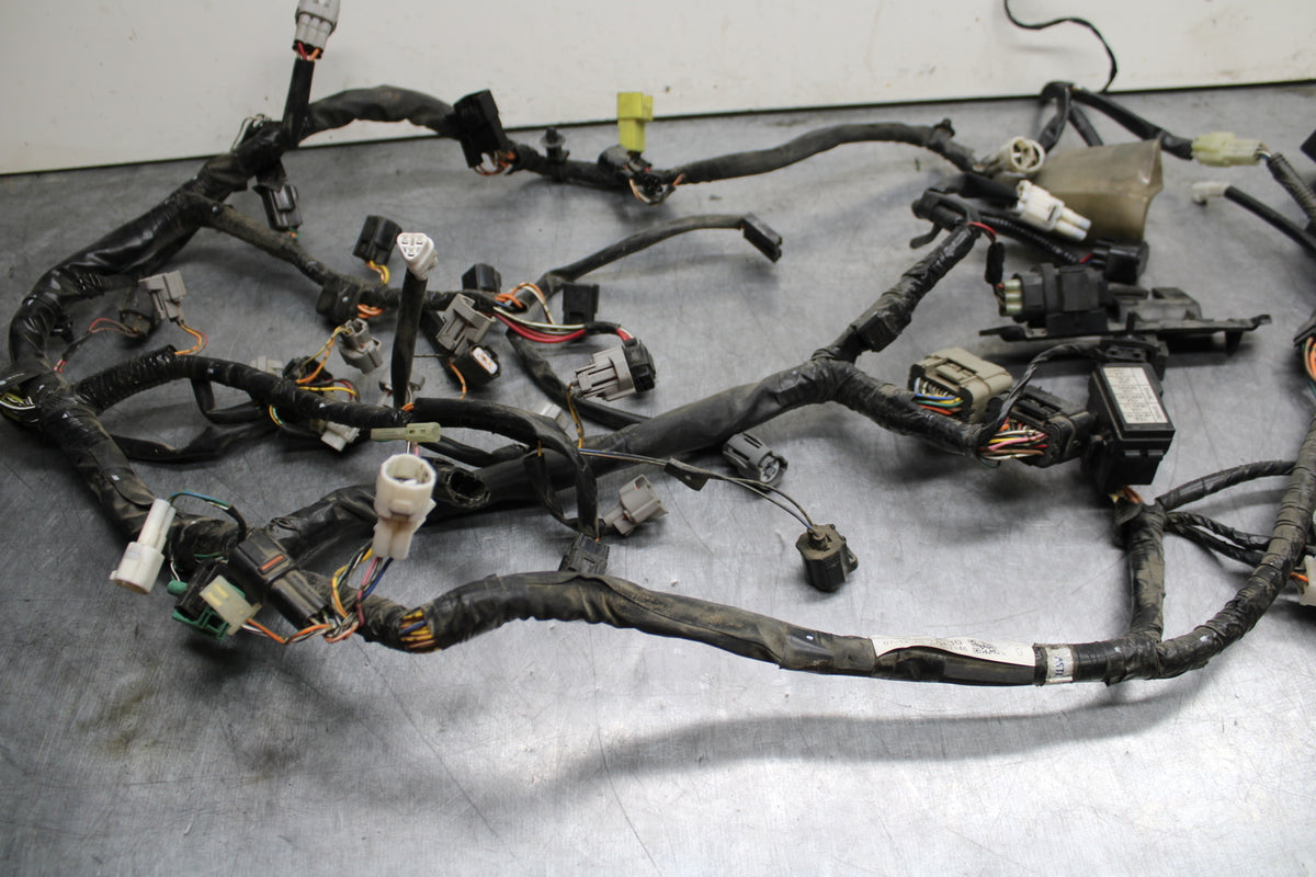 08-10 SUZUKI GSXR 600 MAIN ENGINE WIRING HARNESS MOTOR WIRE LOOM BB753