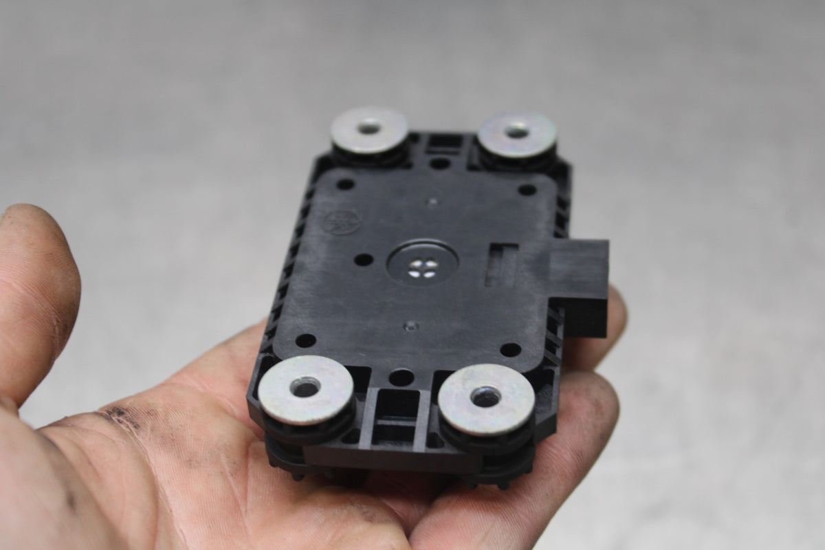 18 YAMAHA YZF R1 TRACTION CONTROL ECU ECM  BB838