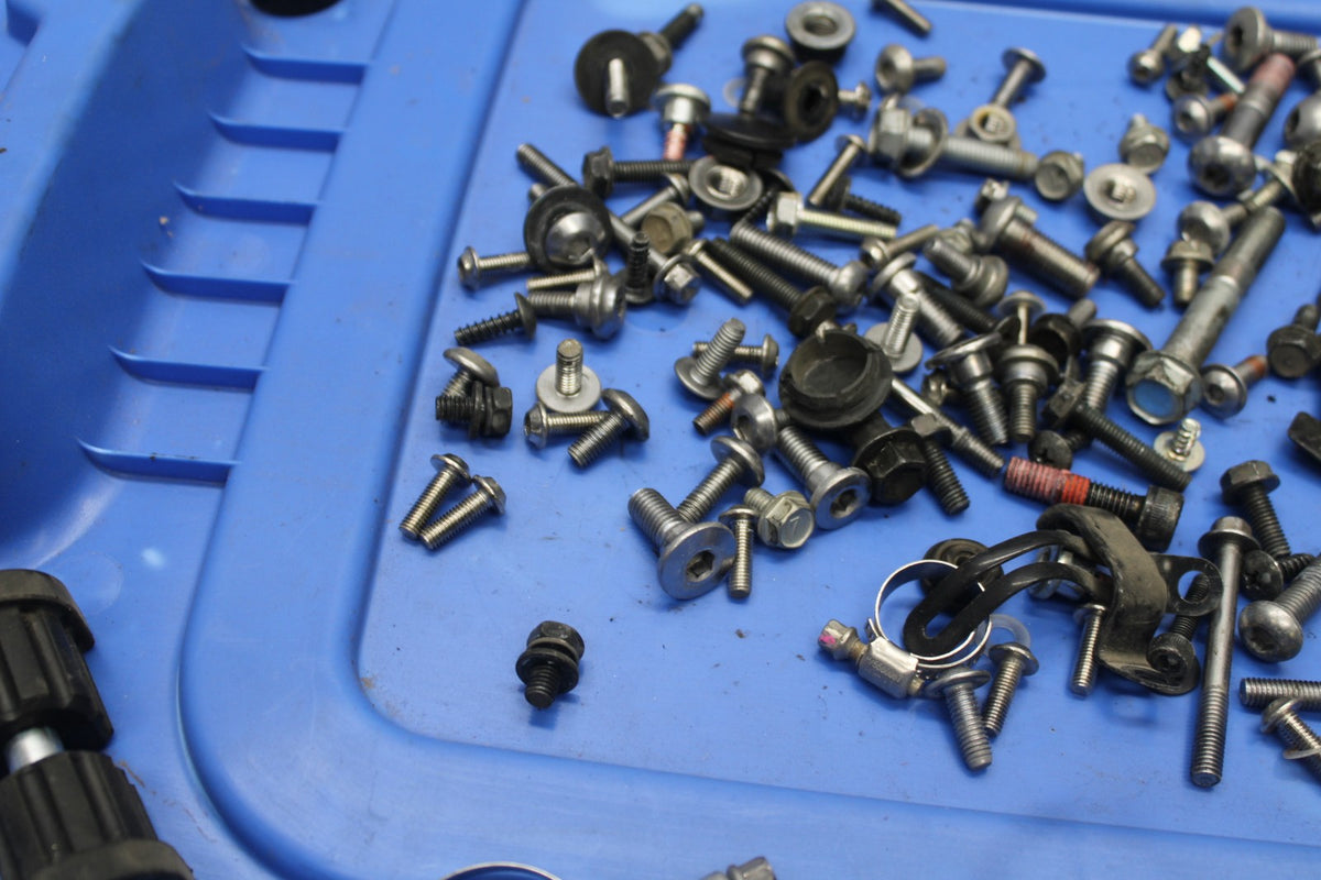 07-08 KAWASAKI NINJA ZX6R MOUNTING BOLTS HARDWARE SCREWS BB937