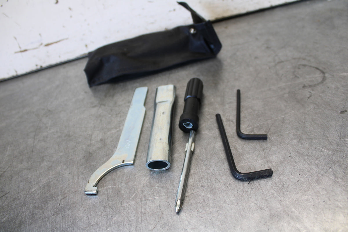 18-23 KAWASAKI NINJA 400 STOCK TOOLS OEM TOOL BAG KIT SET  BB679