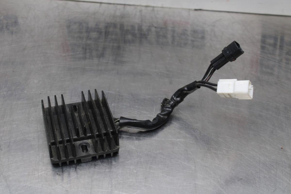 15 SUZUKI GW250F RECTIFIER VOLTAGE REGULATOR BB789