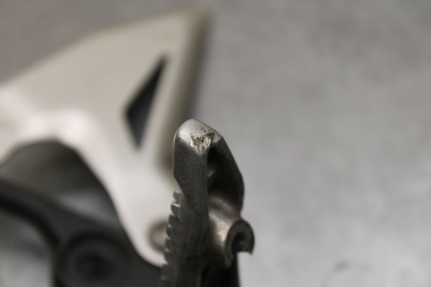 19-22 KAWASAKI Z400 LEFT REARSET REAR SET DRIVER FOOT PEG REST STOP BB738