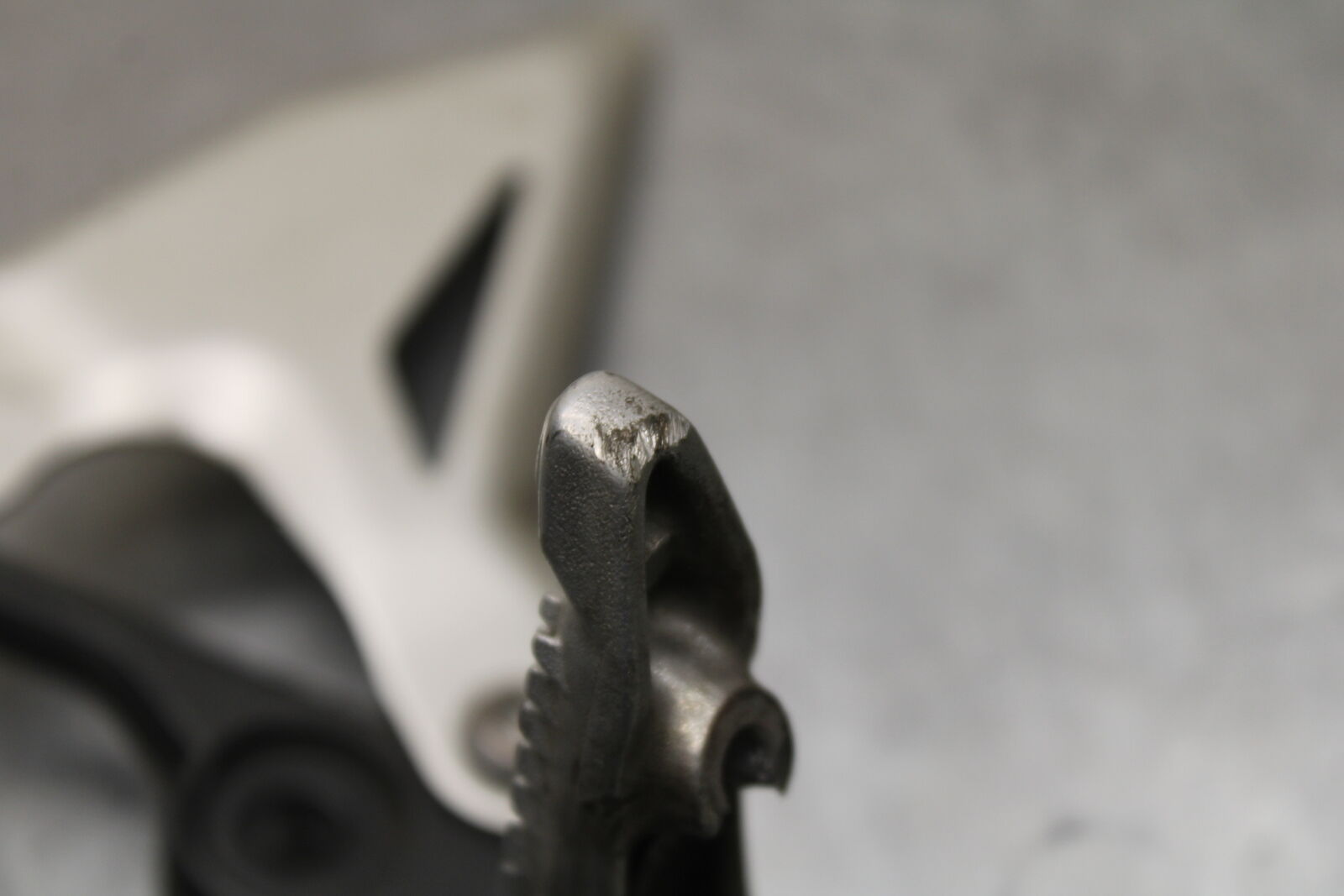 19-22 KAWASAKI Z400 LEFT REARSET REAR SET DRIVER FOOT PEG REST STOP BB738