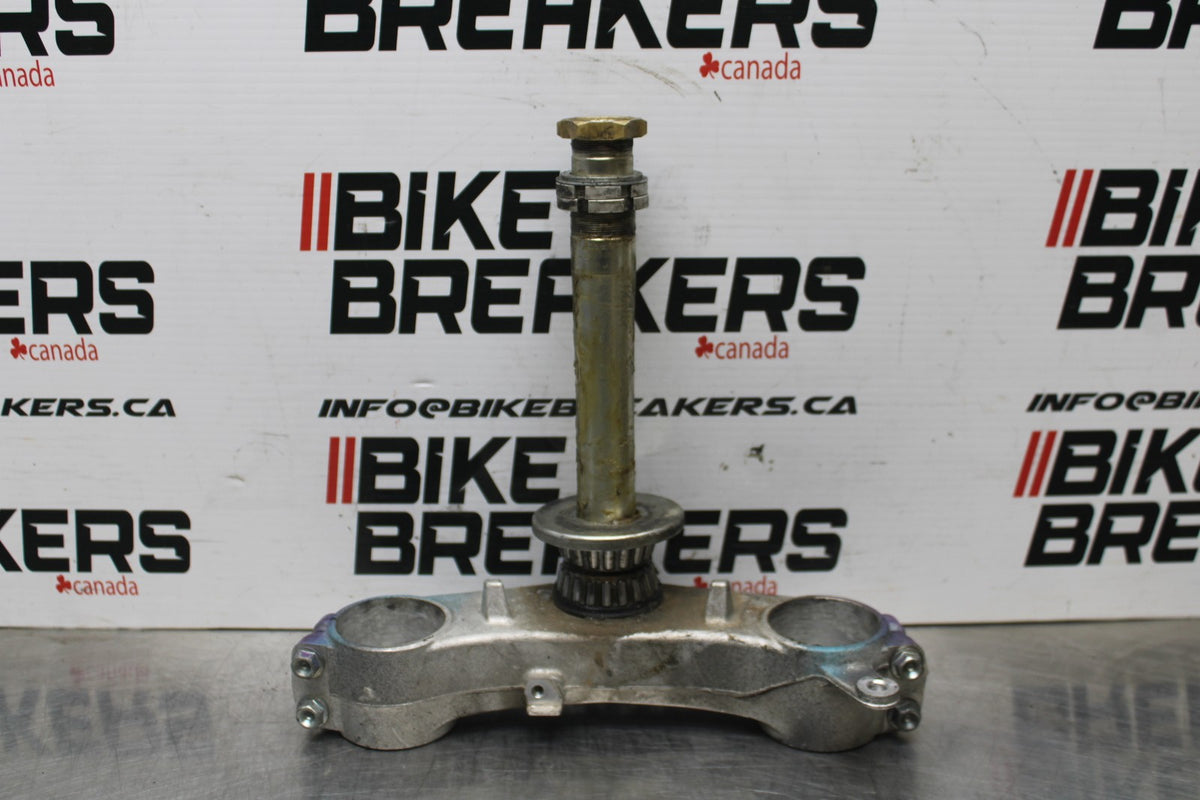 06-07 SUZUKI GSXR600 FRONT FORKS CLAMP LOWER TRIPLE TREE STEM BB836