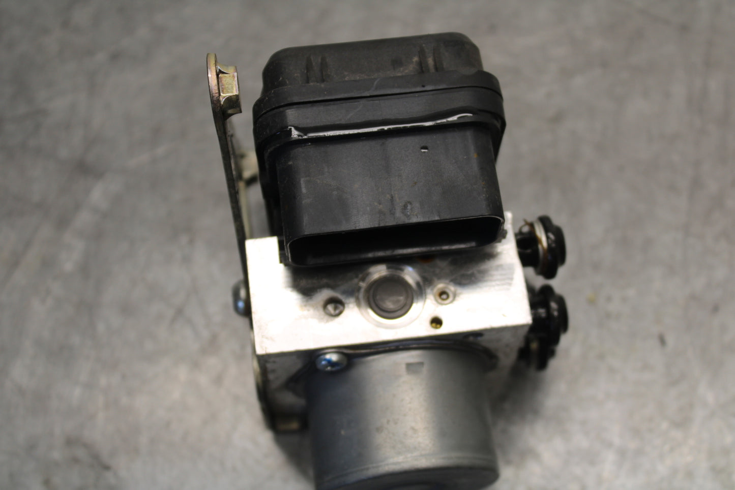 16-21 YAMAHA XSR900 ABS PUMP UNIT MODULE BB664