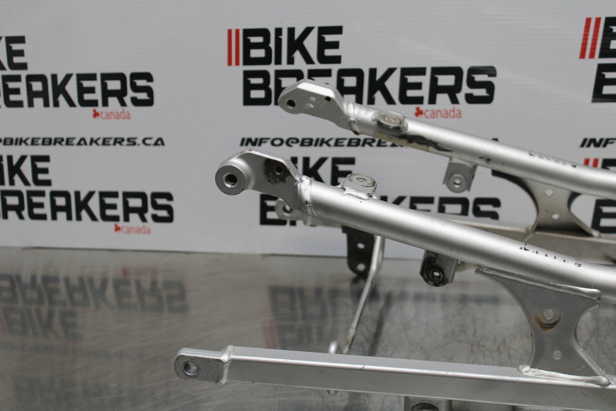 03 SUZUKI SV650S REAR SUBFRAME BACK SUB FRAME BB167
