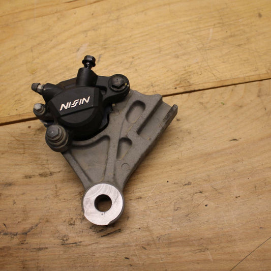 13-15 HONDA CBR500R REAR BACK BRAKE CALIPER W MOUNT BRACKET 43150-MGZ-J01 BB315
